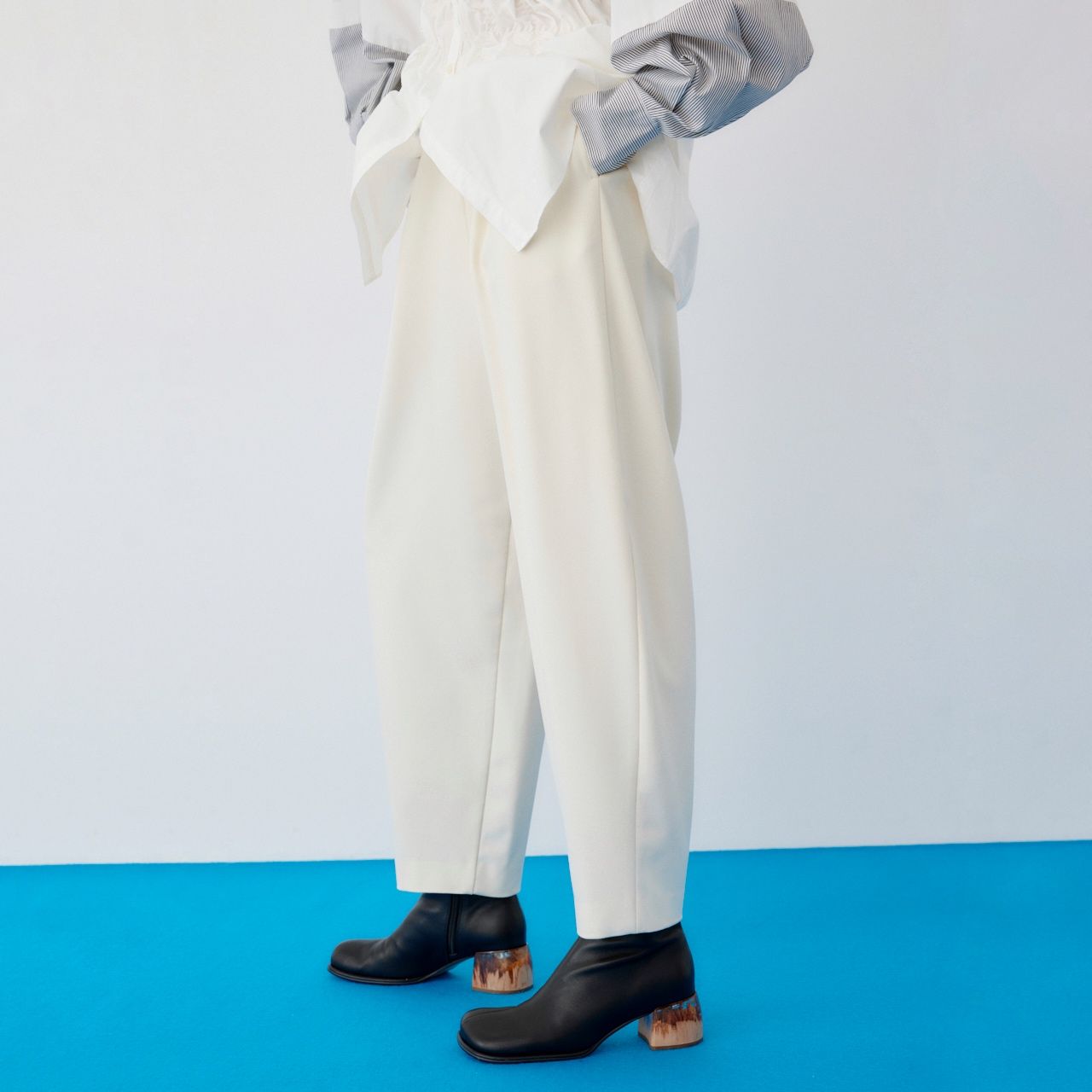 【残り一点】Relaxed Form Pants