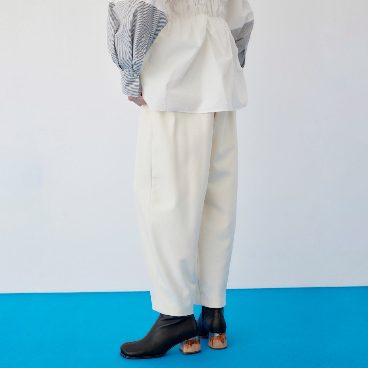 【残り一点】Relaxed Form Pants