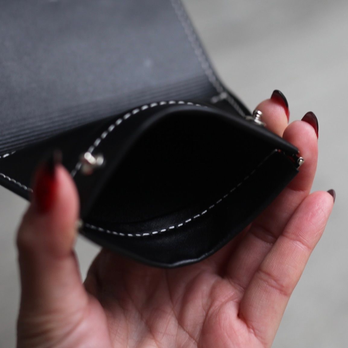 【残り一点】Shackle Trifold Wallet(DERRICK)