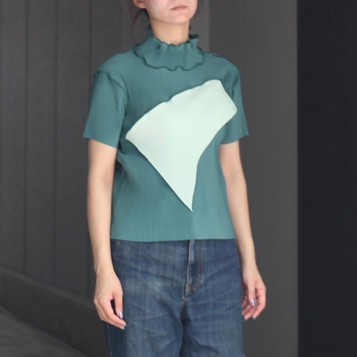 【残り一点】Todo Wave Top Short Sleeve High Neck