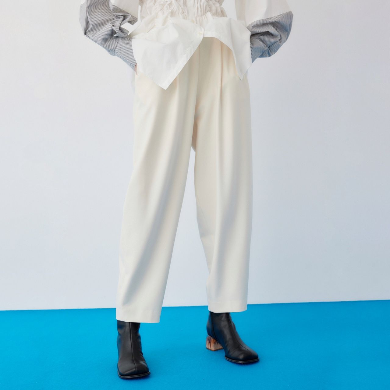 【残り一点】Relaxed Form Pants
