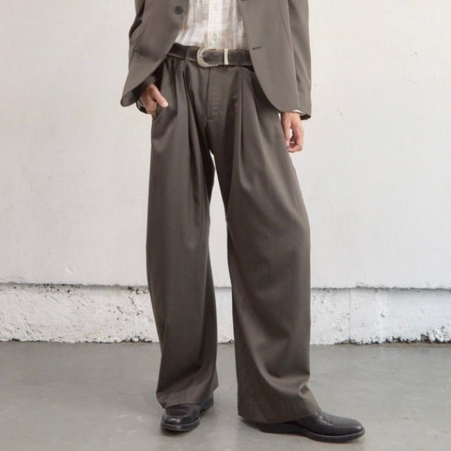 【残り一点】2Tucked Curved Leg Trousers