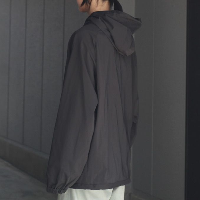 【残り一点】Windproof Nylon Hooded Pullover