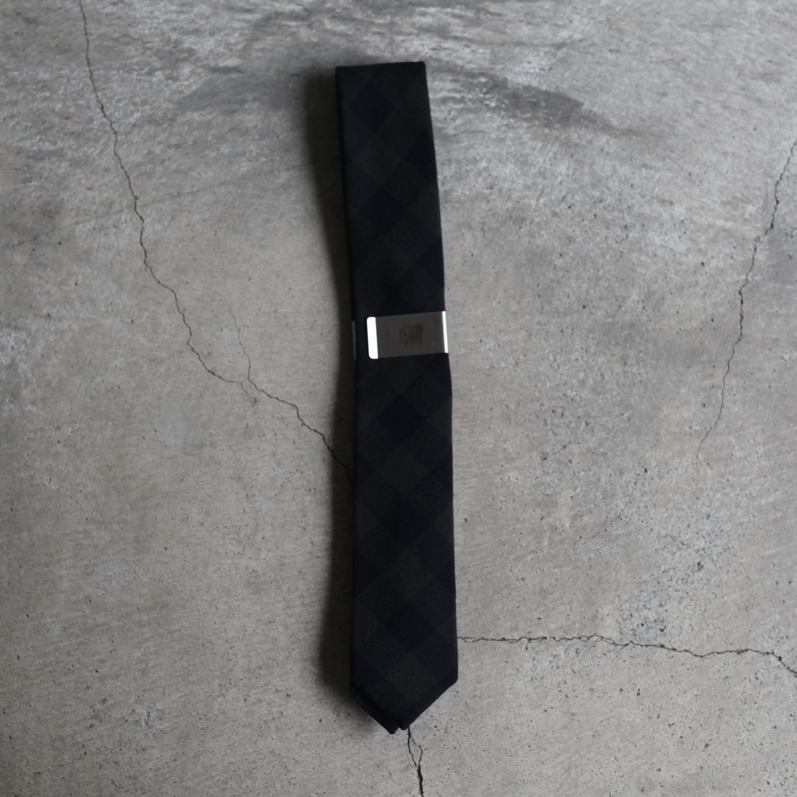 DAIRIKU wool tie with money clip