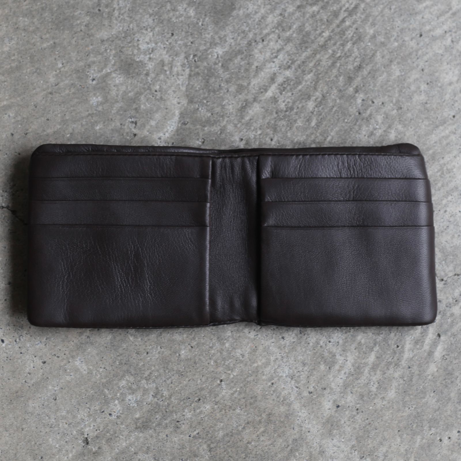 【再販売通知受付可能】Frame Half Wallet(ODD_SHEEP)
