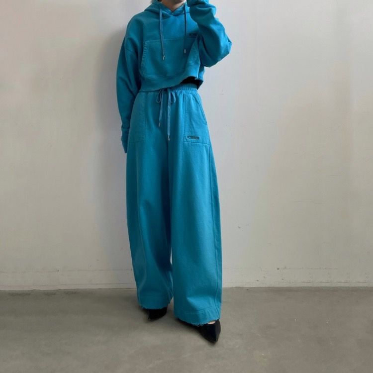 【残り一点】Nounless Short Hoodie Tops