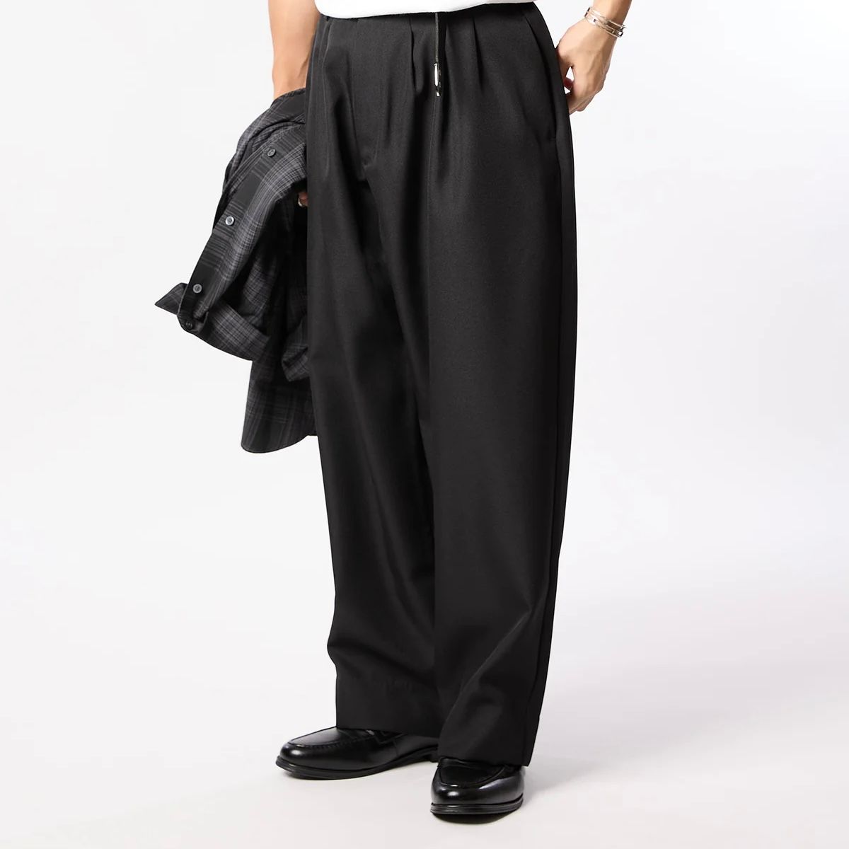 【残り一点】3Tuck Easy Trousers