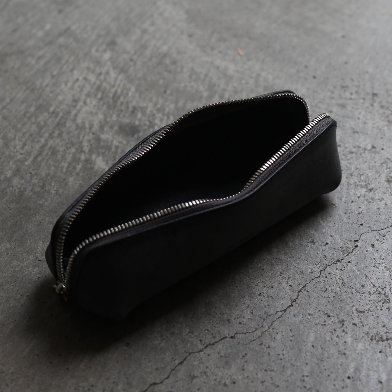【残りわずか】Lean Pen Case(BLACK)