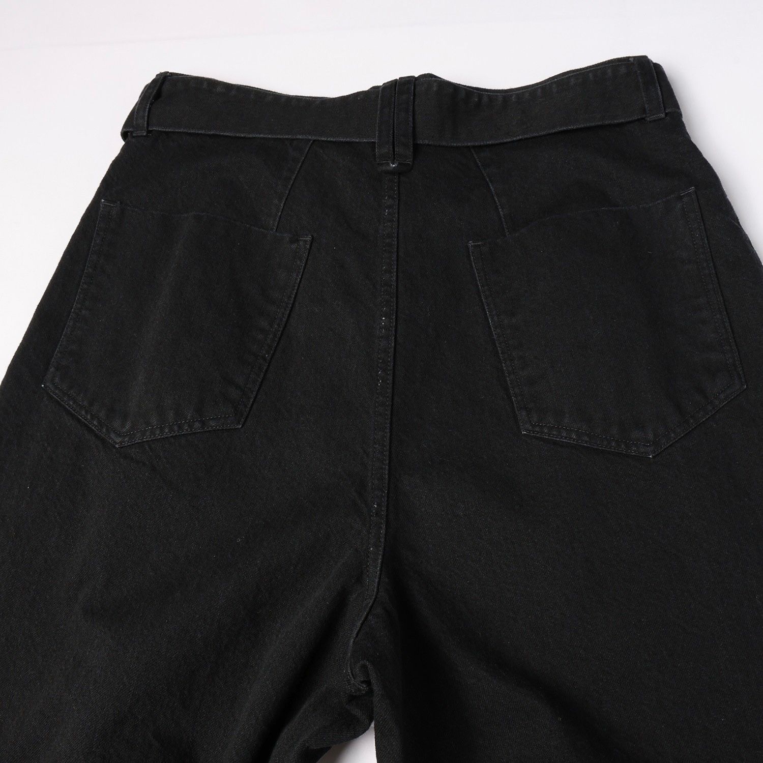 【残り一点】Barrel 1Tuck Wide Denim Pants with Long Belt