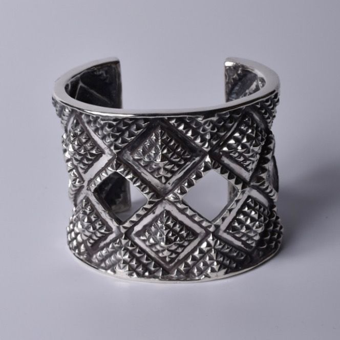 【お取り寄せ注文可能】Element Of Instinct 7 Bangle(SILVER)