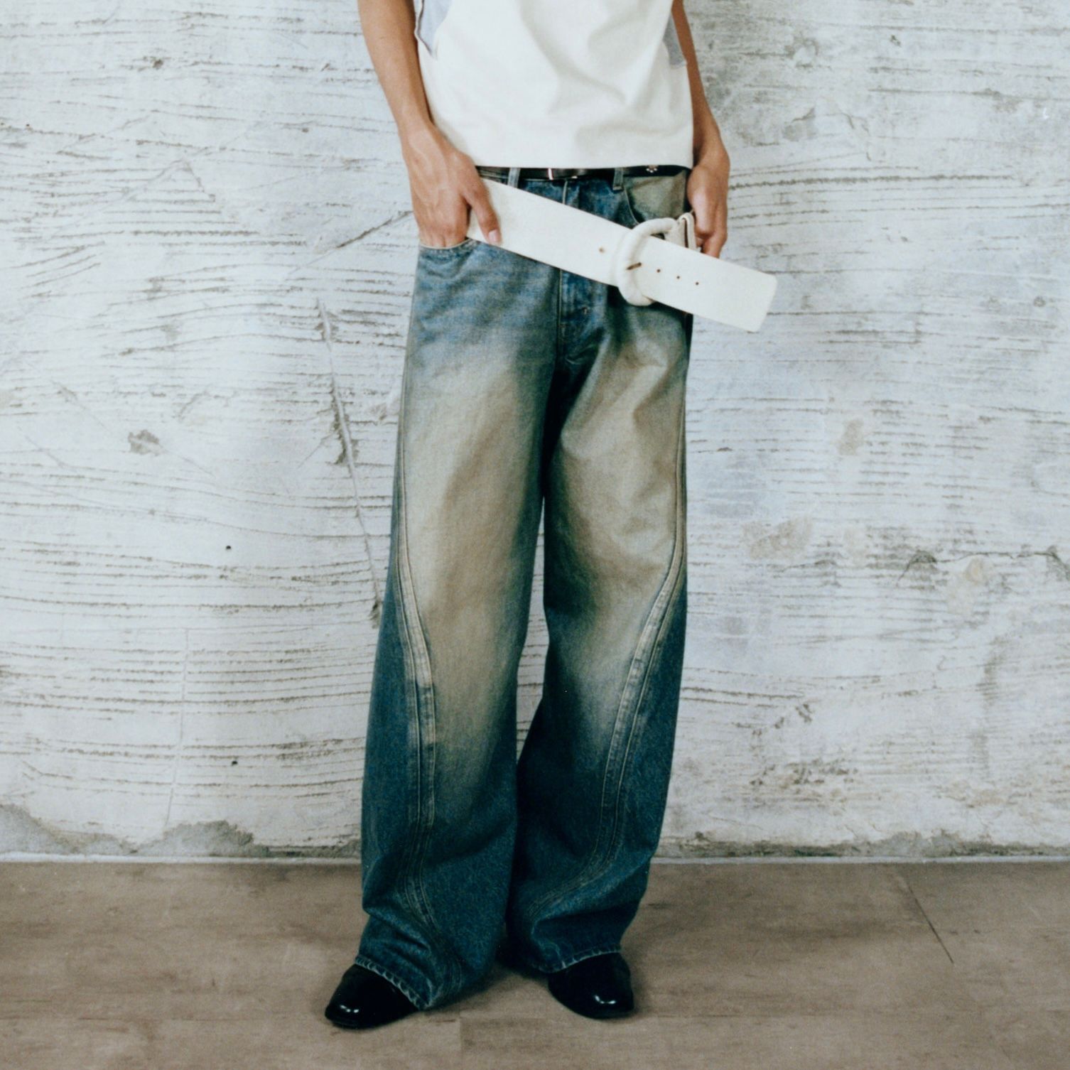 NVRFRGT - 【残り一点】3D Twisted Wide Leg Jeans | ACRMTSM ONLINE STORE