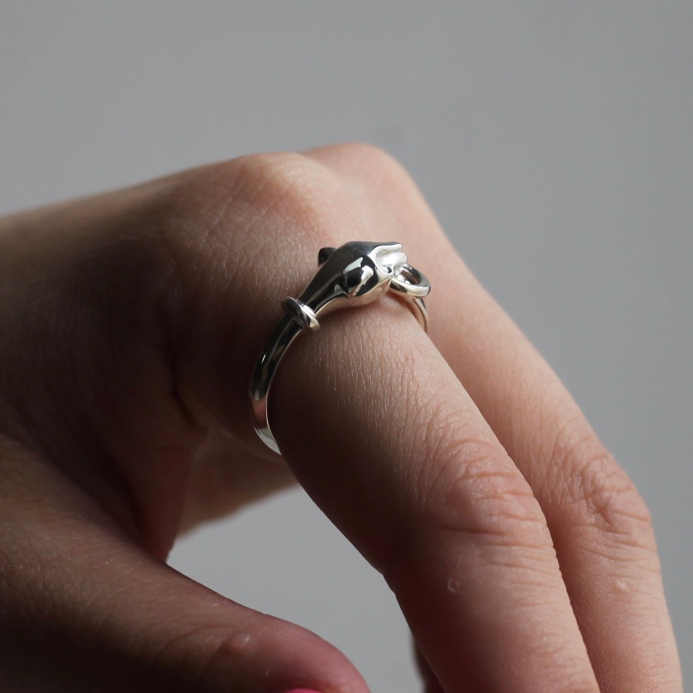【残り一点】Panther Ring(WHITE)