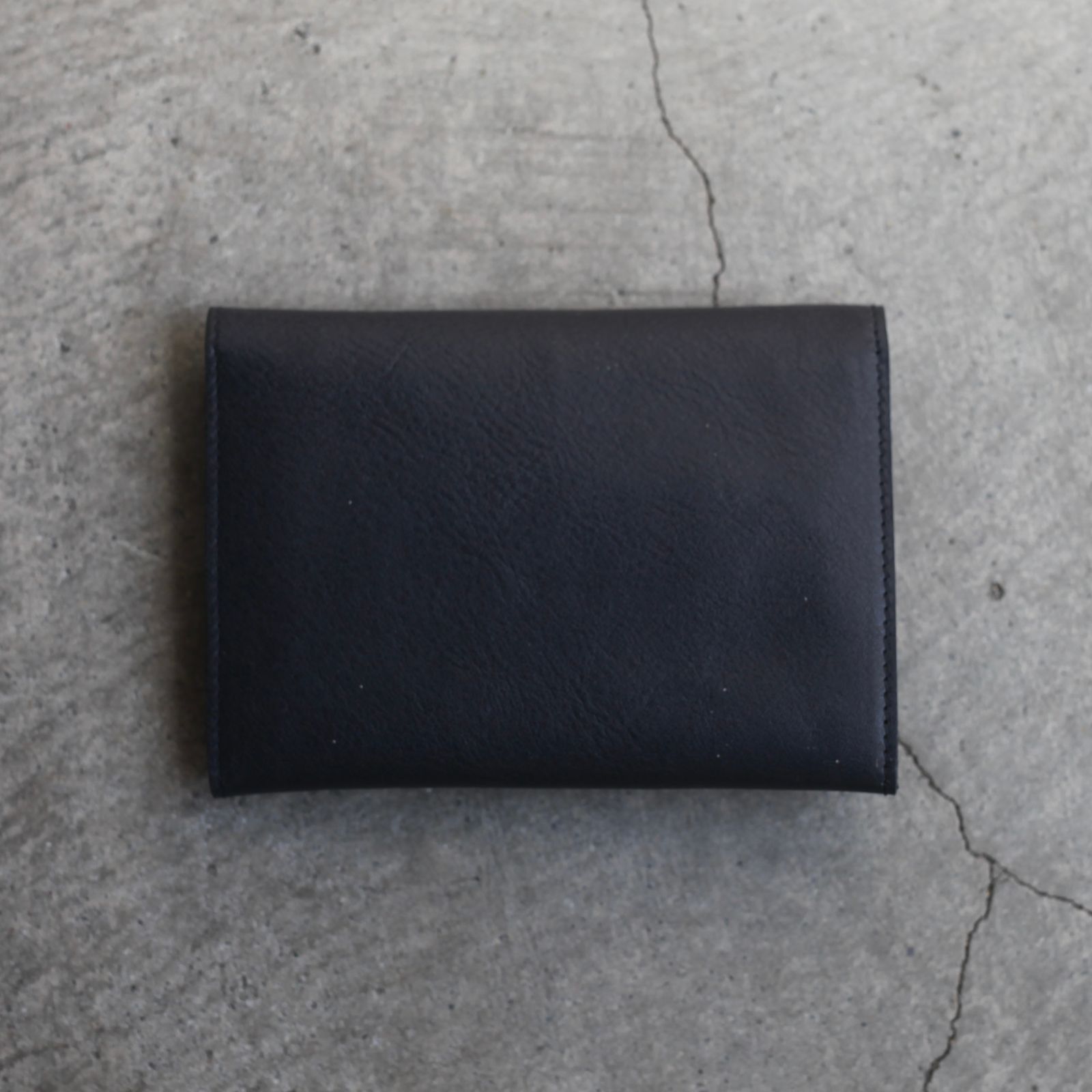 【残り一点】ミディアムウォレット