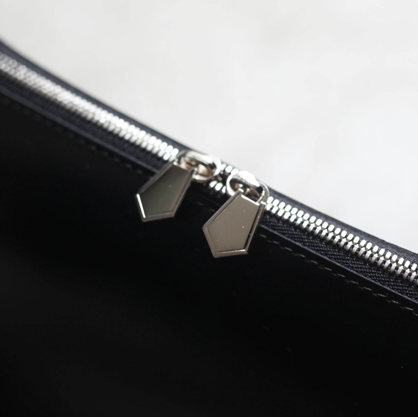 【再販売通知受付可能】Shoulder S
