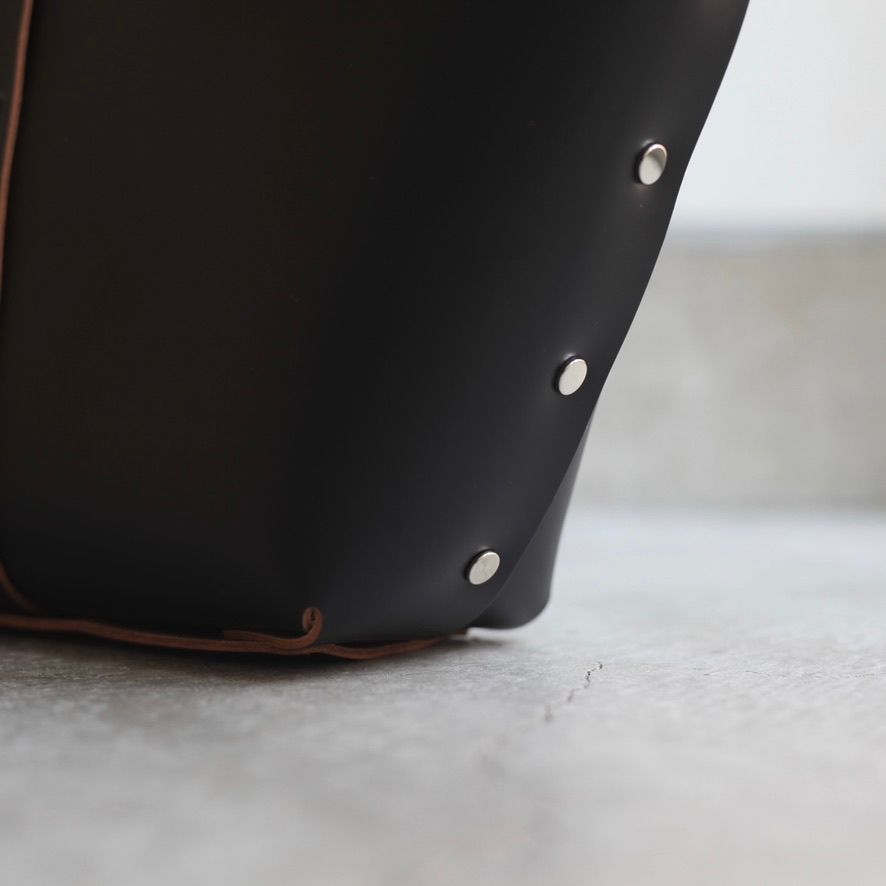 【残りわずか】Assemble Cage Bag Big(BLACK)