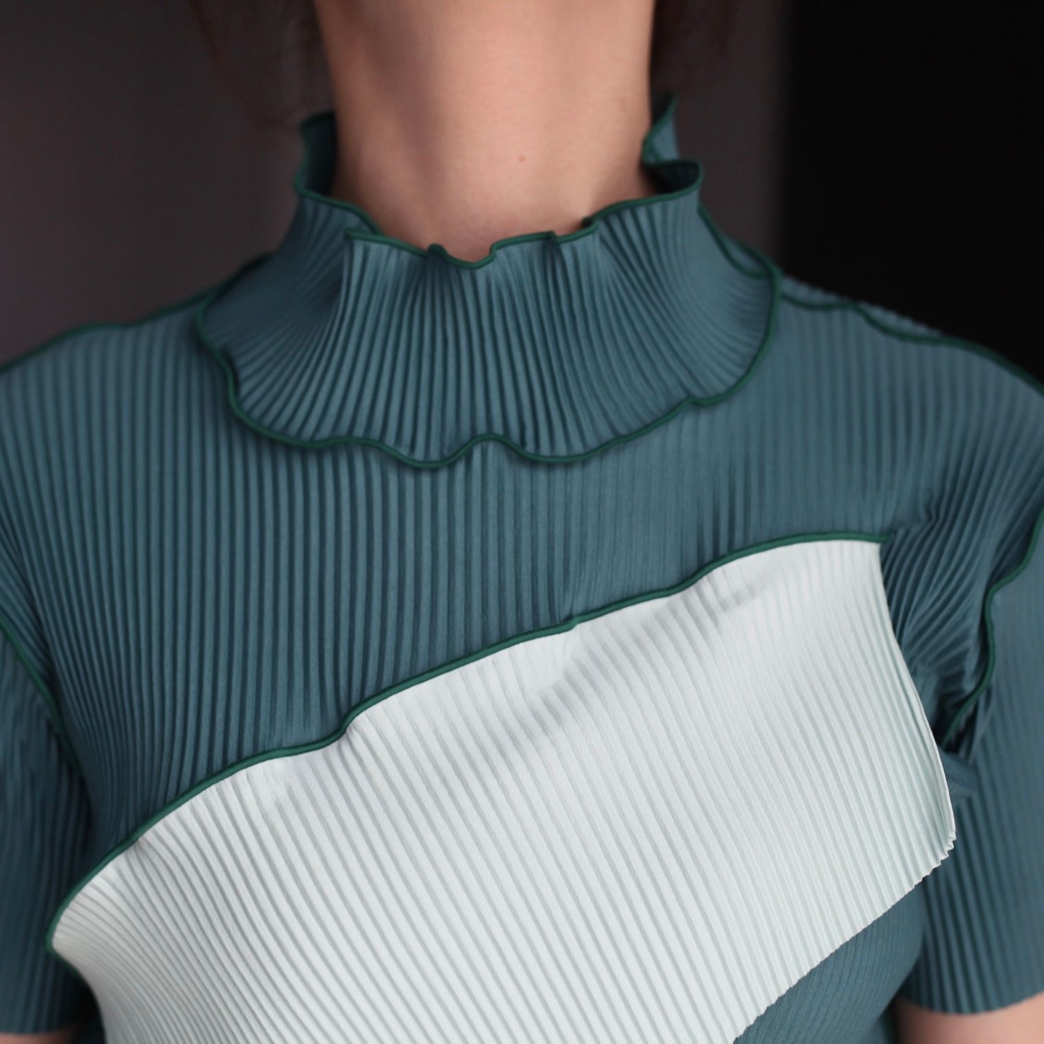 【残り一点】Todo Wave Top Short Sleeve High Neck
