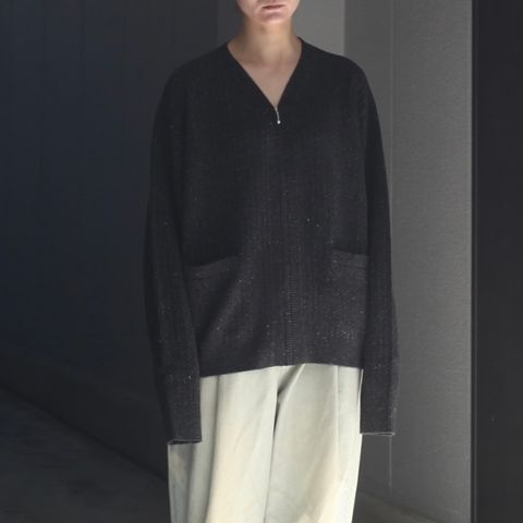 【残り一点】Nep V Zip-up Cardigan