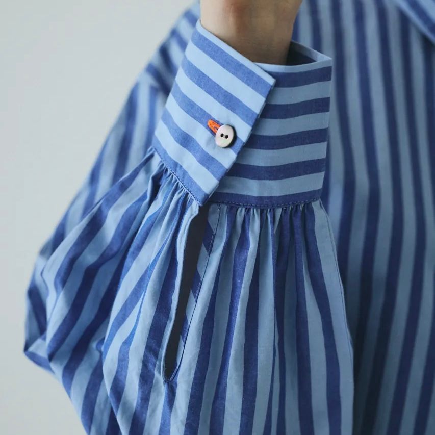 【残り一点】Flare Hem Shirt
