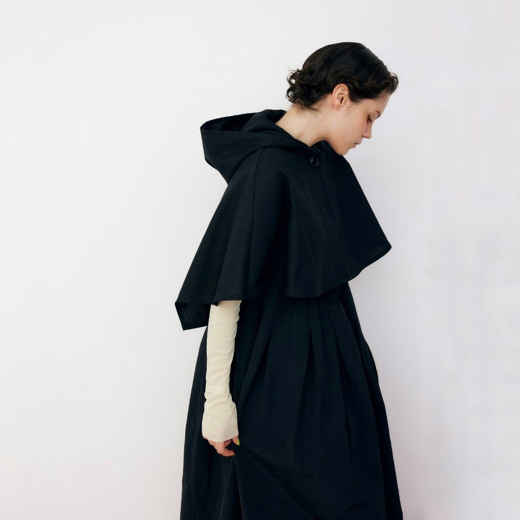 HeRIN.CYE - 【残りわずか】Back Slit Poncho | ACRMTSM ONLINE STORE