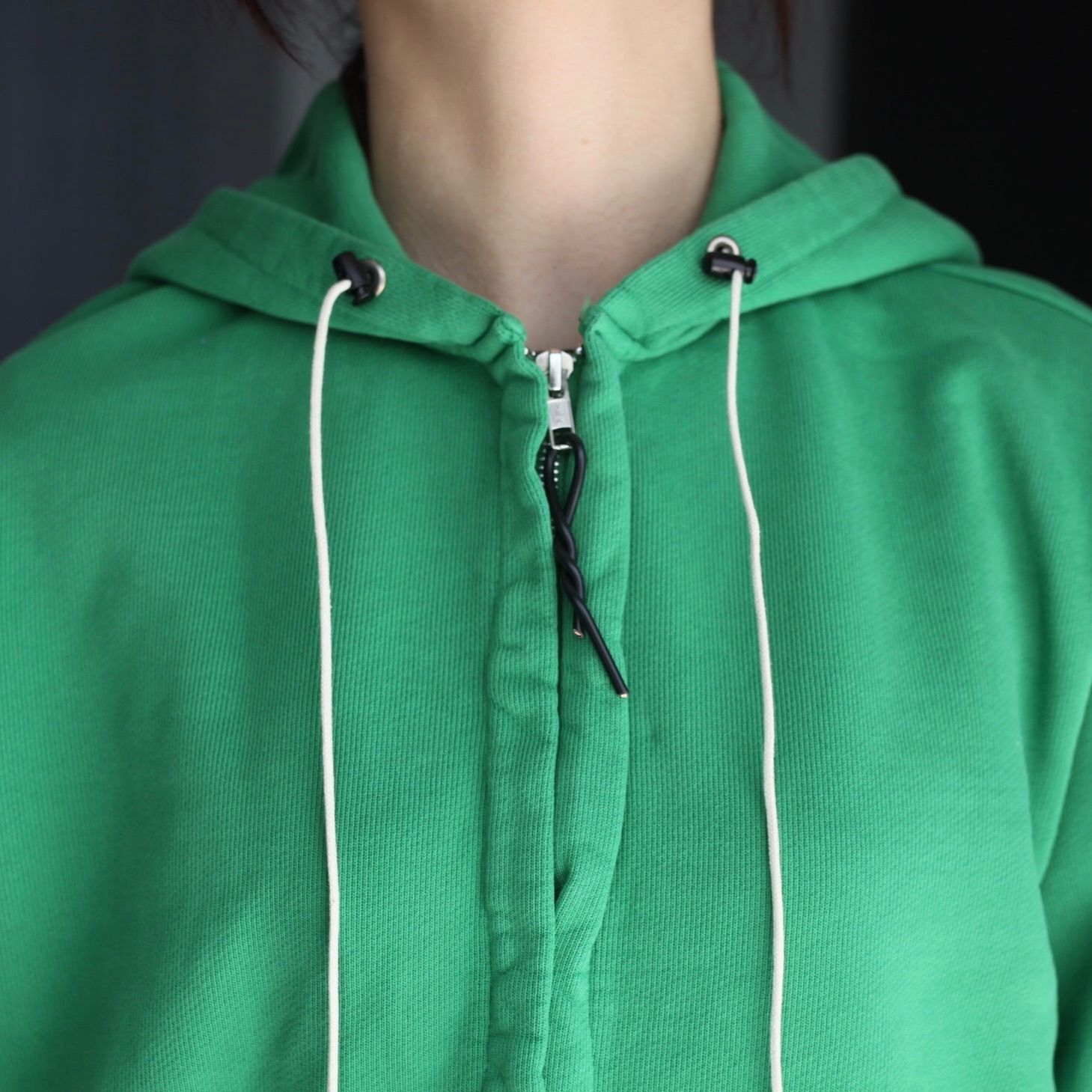 【残り一点】Fitted Zip Hoodie