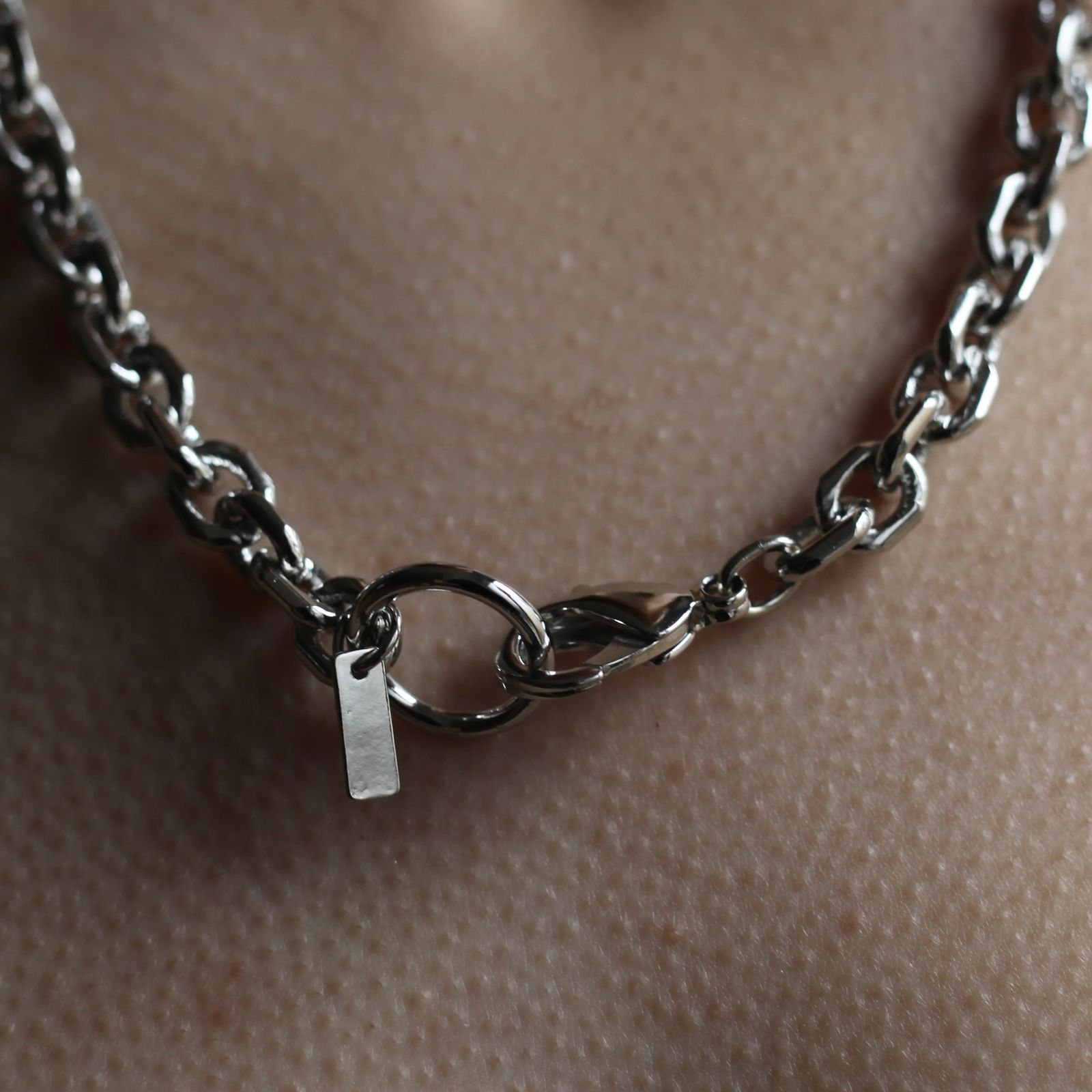 【残りわずか】Hexagon Necklace