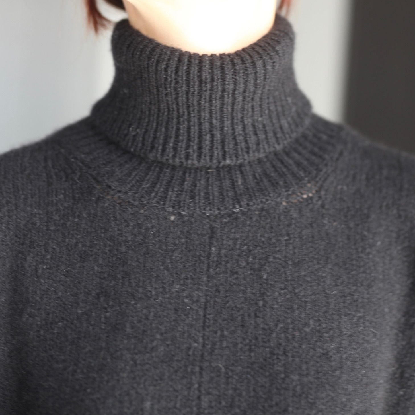 【残り一点】Cashmere/Sable Tweed Knit Turtle Neck LS