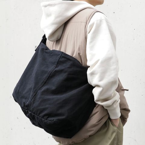 【残りわずか】Canvas Messenger Bag