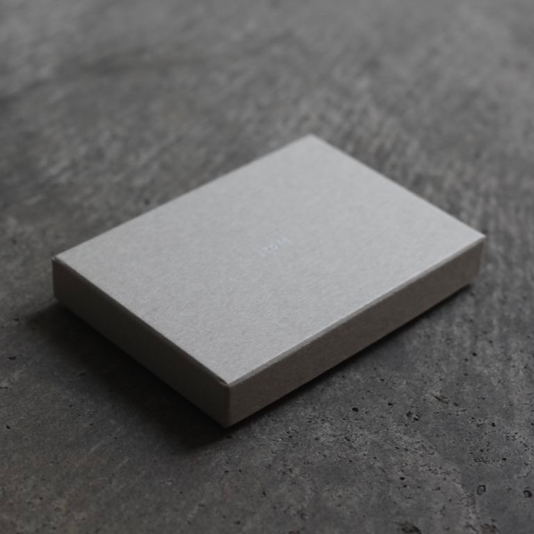 【残り一点】Cardboard Pass Case
