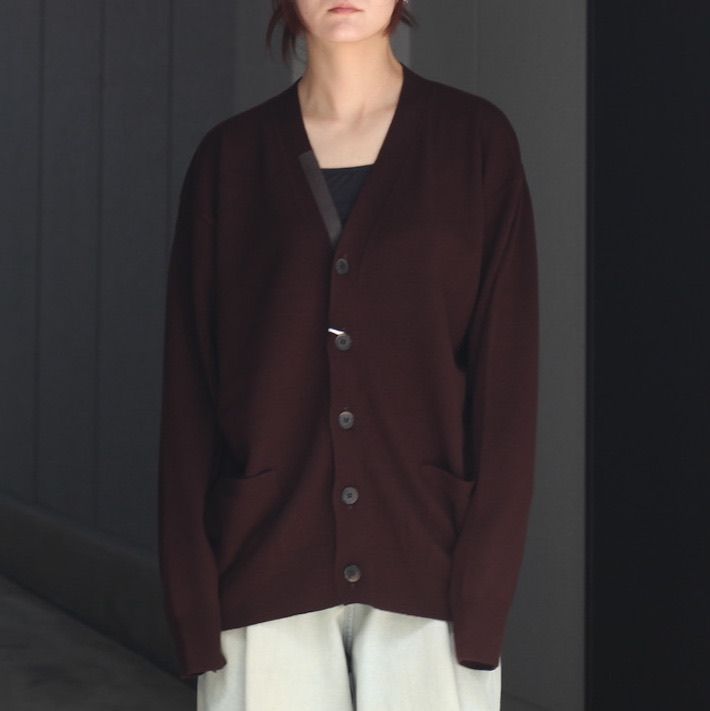 【残り一点】Fine Gauge Cardigan