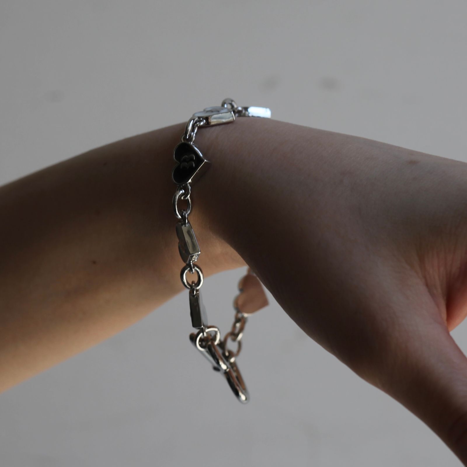 【残り一点】Multiple Logo Bracelet(SILVER)