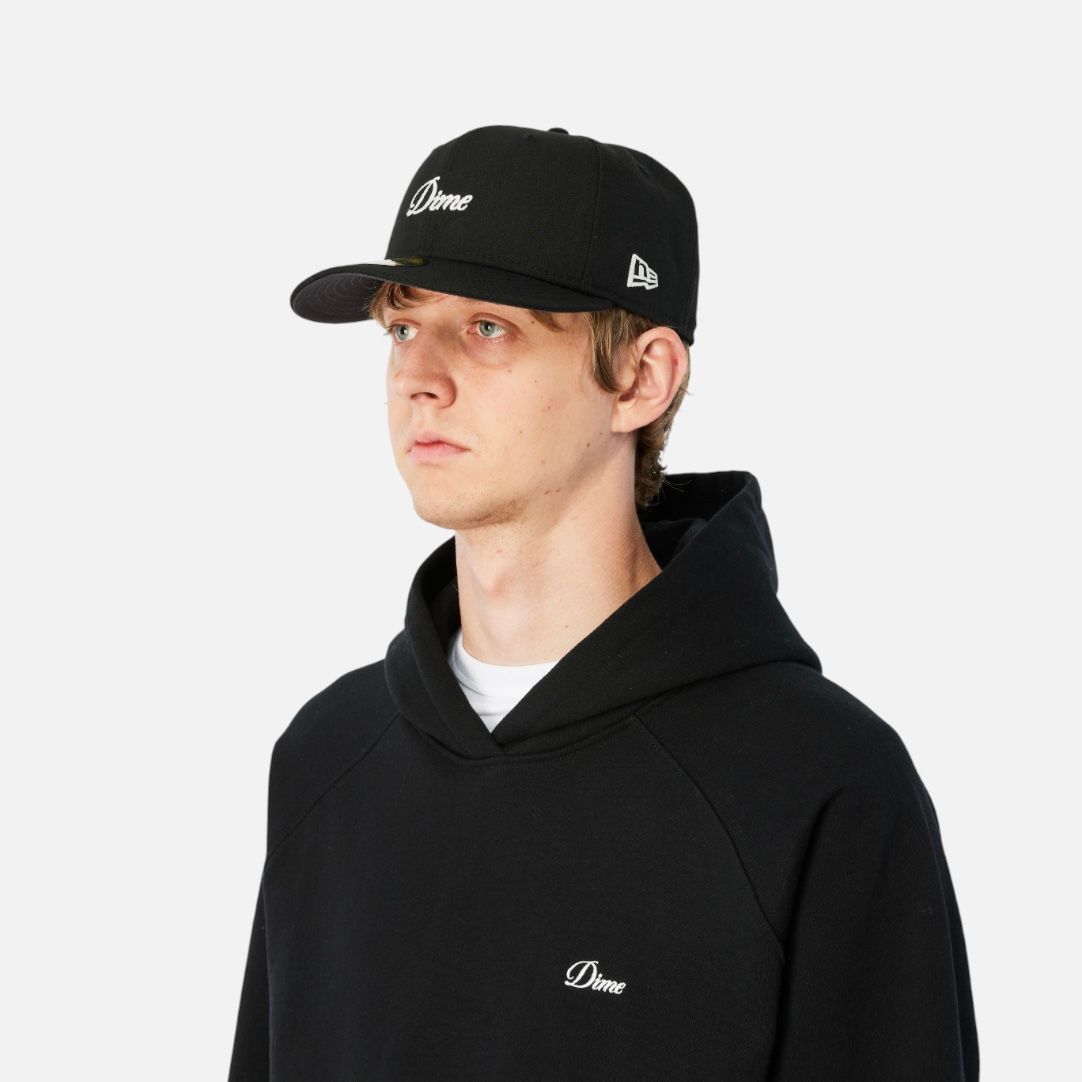 【残りわずか】Cursive New Era Cap