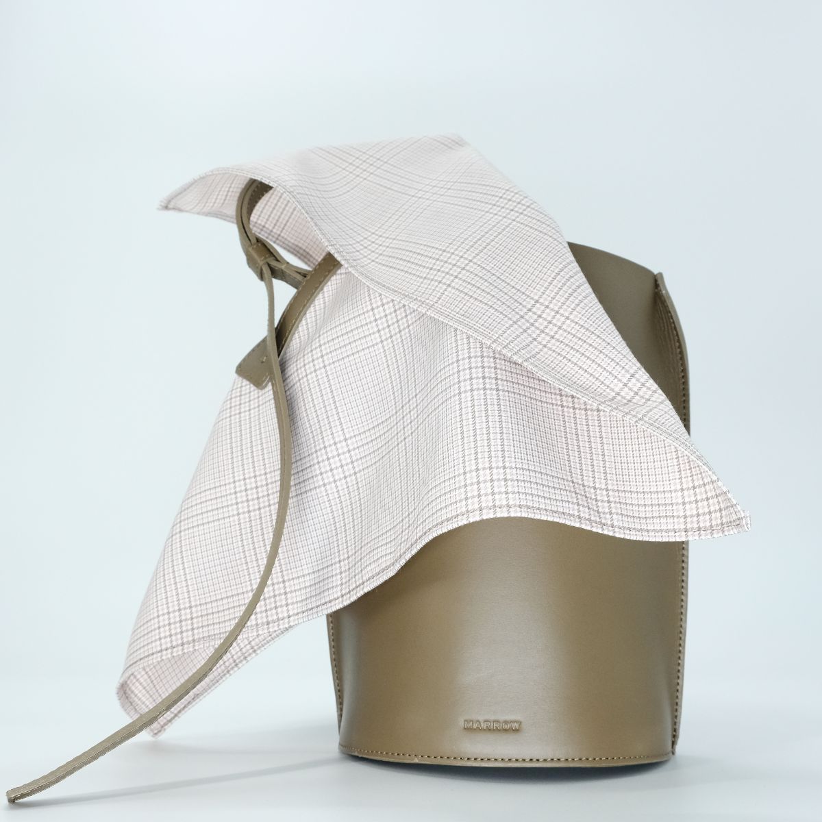 【残りわずか】Detachable Scarf Shoulder