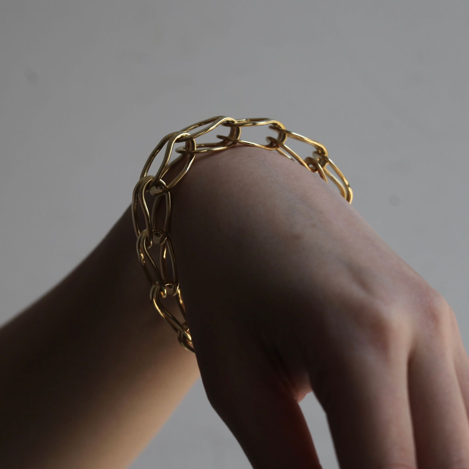 【残り一点】Hand Chain Bracelet(GOLD)