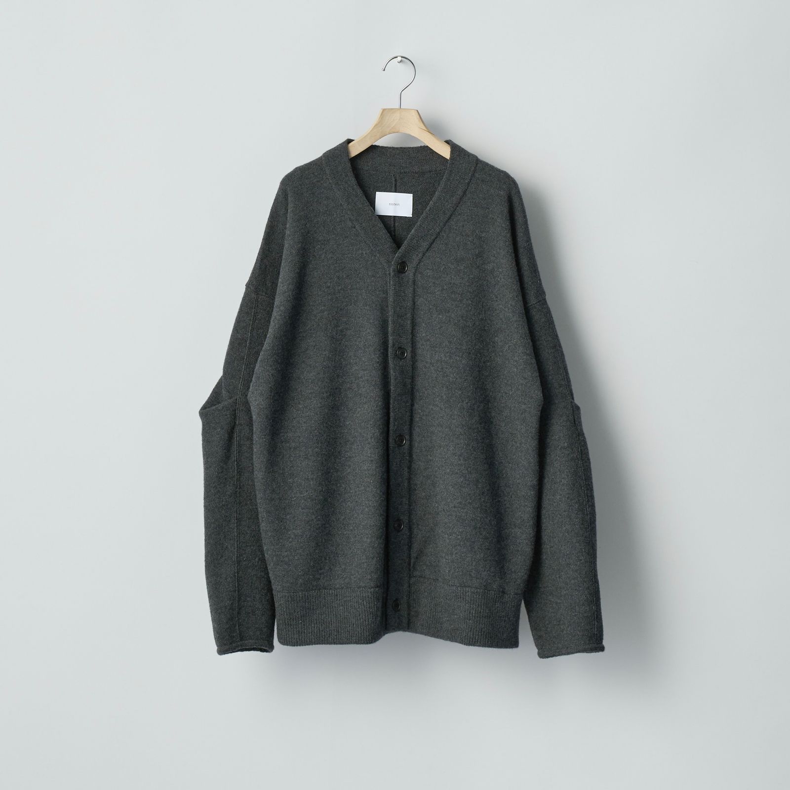 【残りわずか】Extra Fine Wool Knit Tucked Cardigan