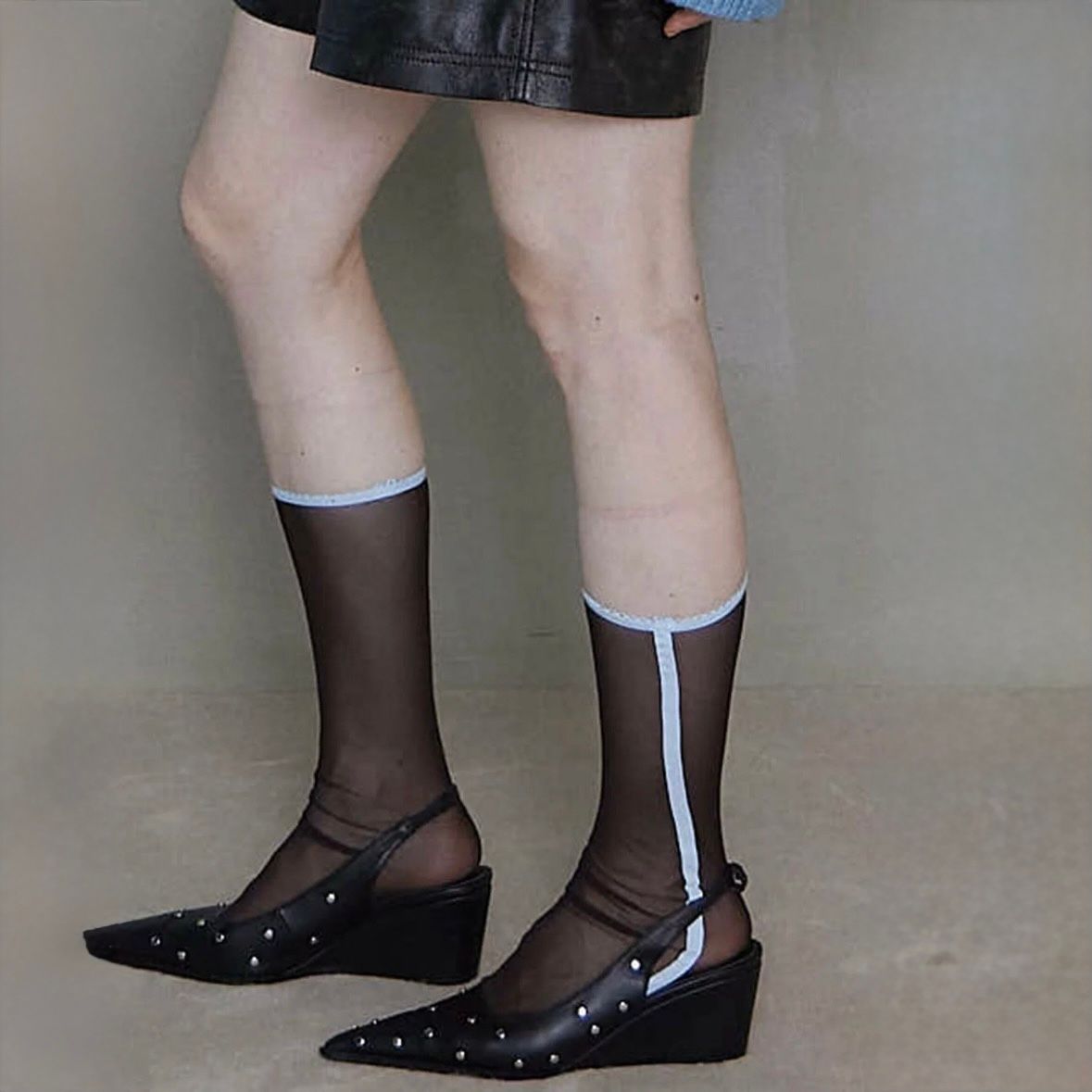 【残り一点】Sheer Line Socks