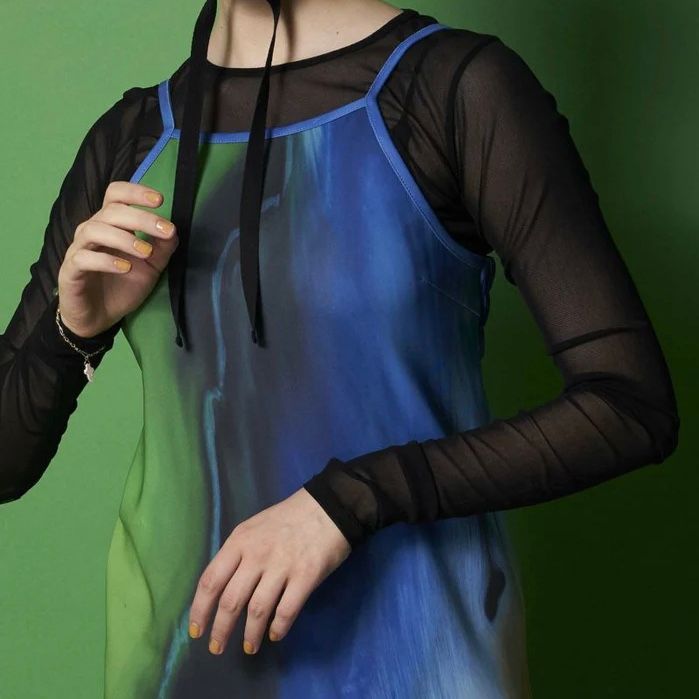 【再販売通知受付可能】Premium Power Mesh Crew Top