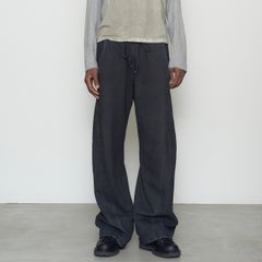 【残りわずか】3D Twisted Jeans