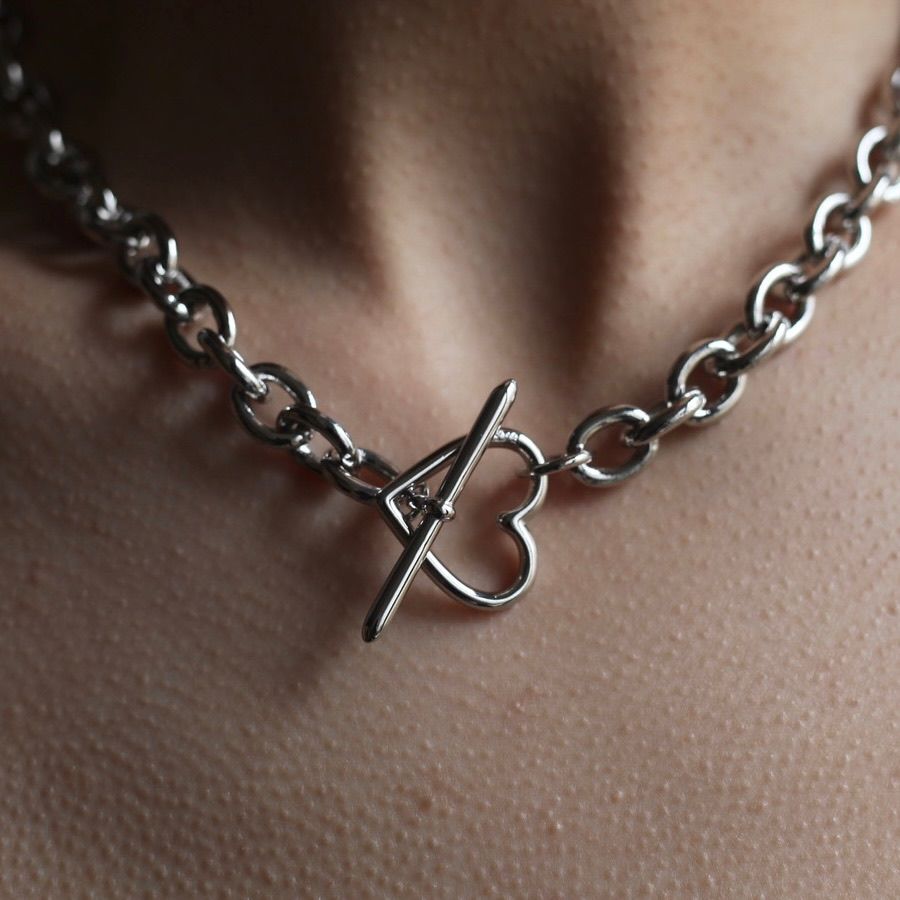 BASICKS - 【残り一点】Heart Shaped Necklace(SILVER) | ACRMTSM ONLINE STORE