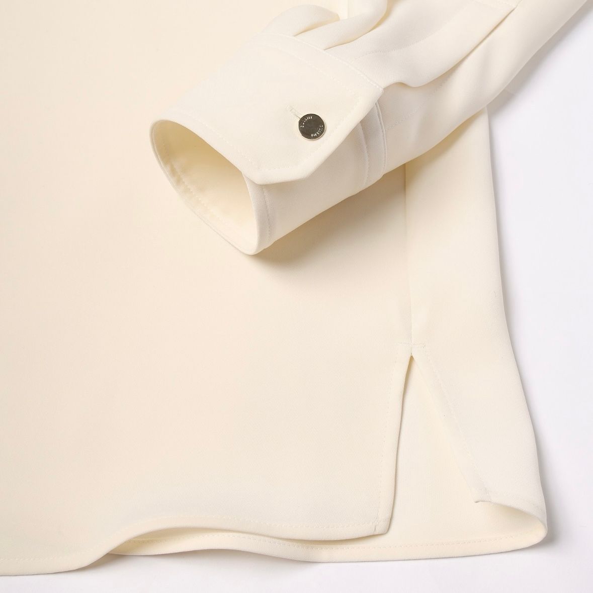【残り一点】Double Satin Minimal Chin Tab Long Sleeve Shirt