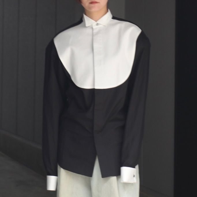 【残り一点】Big Shoulder Starched Bosom