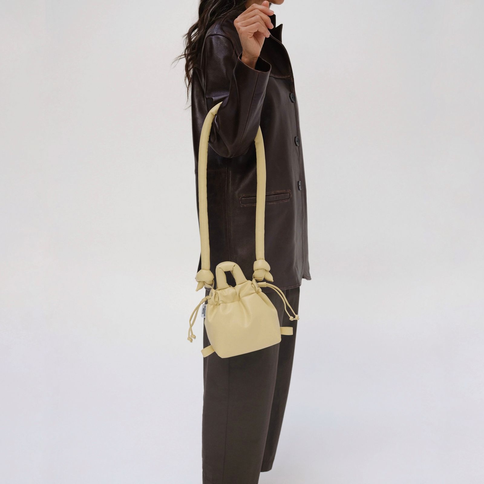 【残り一点】Micro Ona Vegan Leather Bag