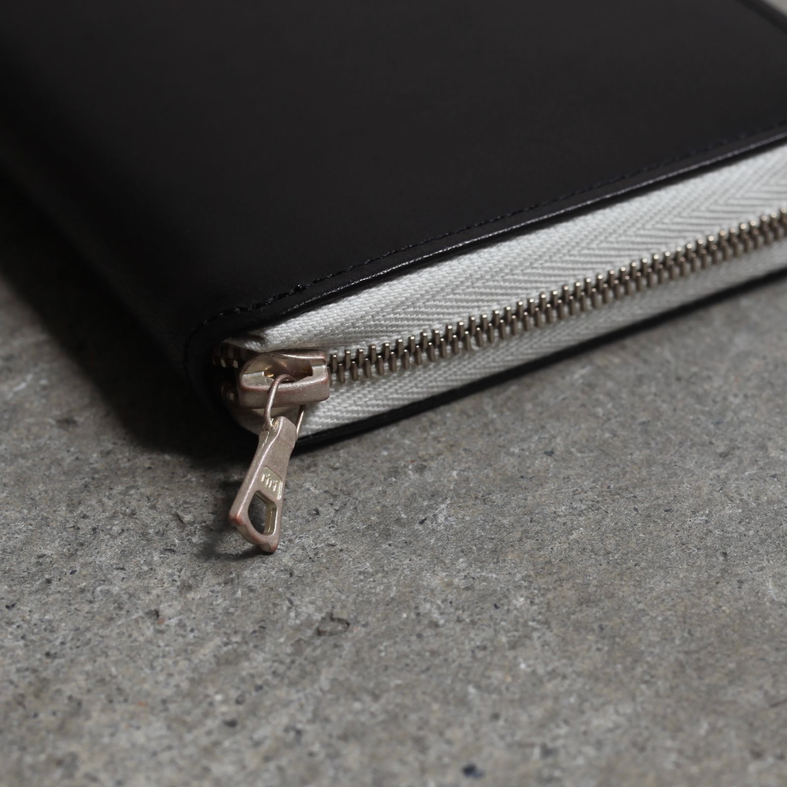 【残り一点】Minimal Long Purse(KIP)