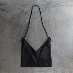 【お取り寄せ注文可能】Ajiro Shoulder Bag
