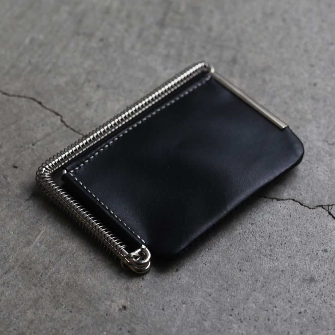 【残り一点】Coil Spring Coin Case(HOOKE)