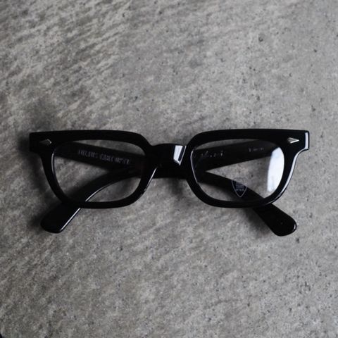 【再販売通知受付可能】T-Man