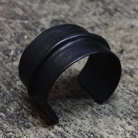 【お取り寄せ注文可能】Division Bangle
