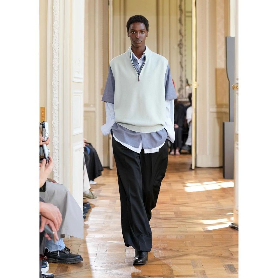 【残り一点】Extra Fine Wool Knit Half Zip Vest