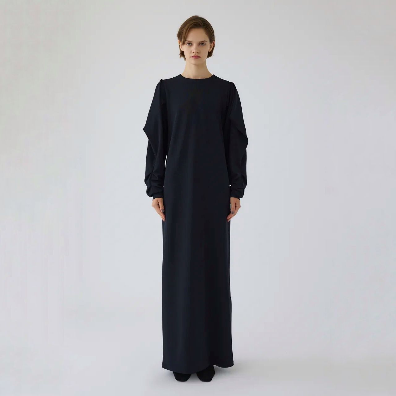 【残り一点】Drape Sleeve Cut Dress