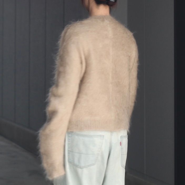 【残り一点】Brushed Mohair V-Neck Sweater