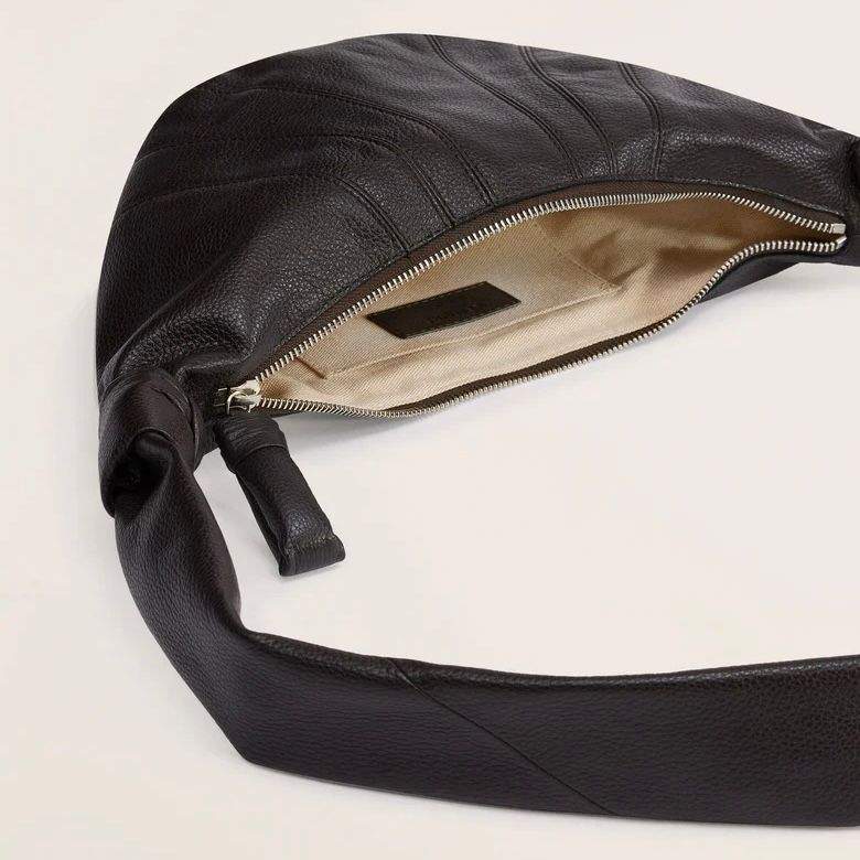 【残りわずか】Small Croissant Bag(COW LEATHER)